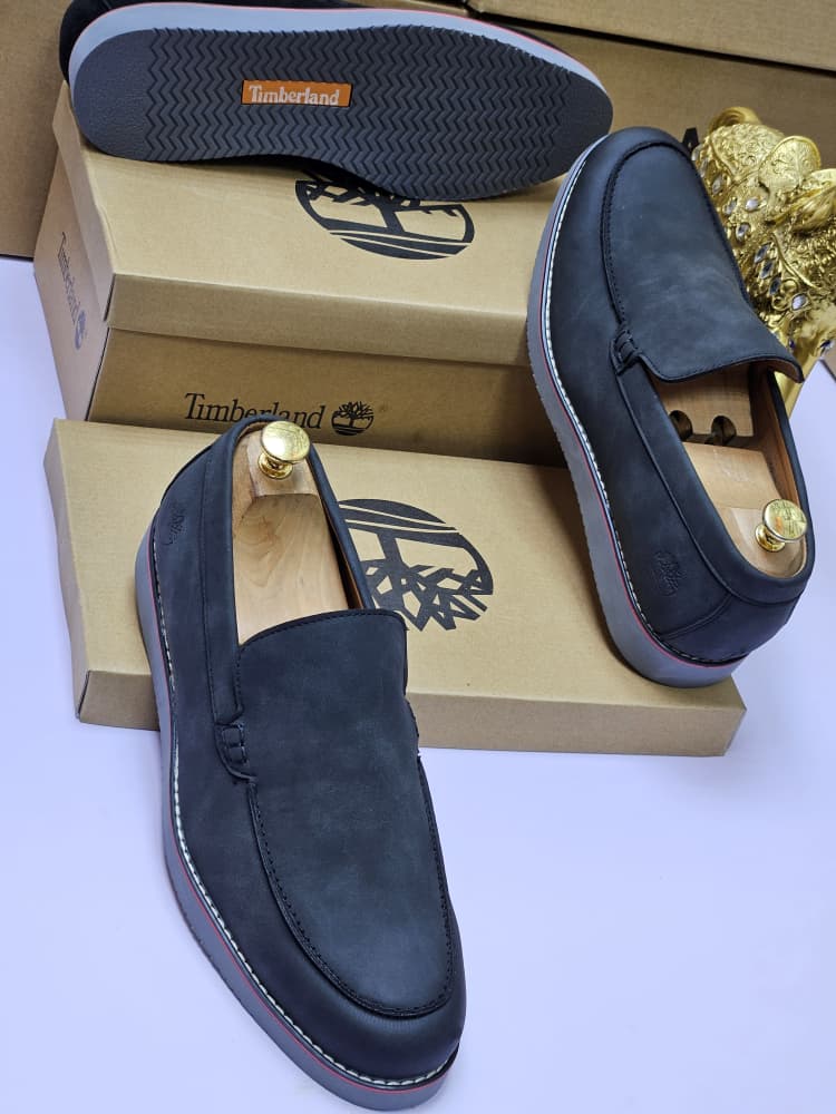 1. NUBUCK PLAIN BLACK